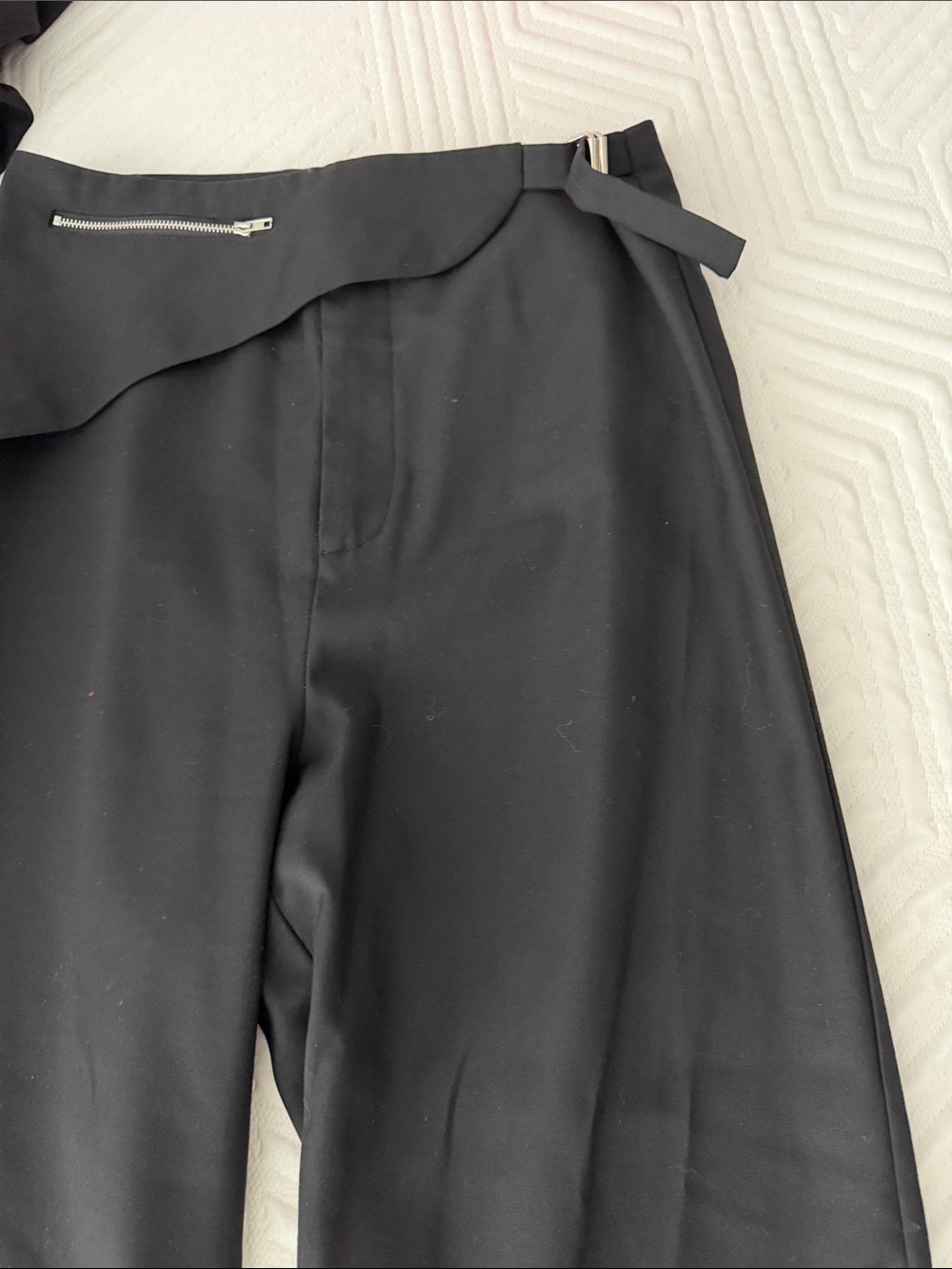 Trouser - Picture 2 of 2